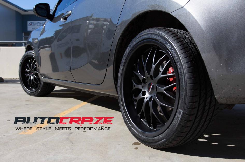 MAZDA-3-CHEETAH-SPORTS-BLACK-SUEDE-3